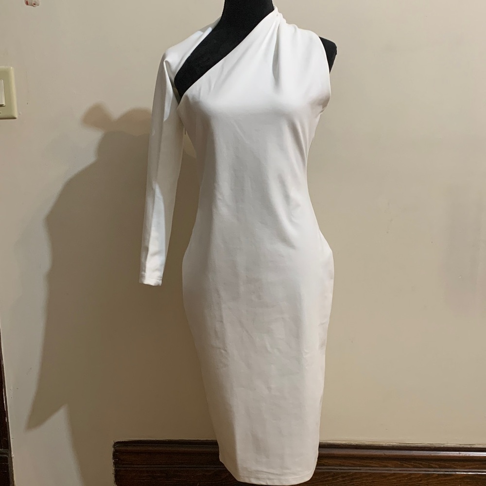 Aliava Chic One-Shoulder White Dress